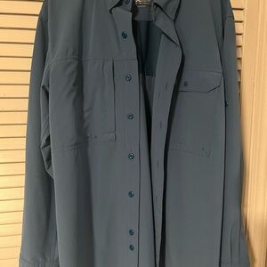 Men’s Carhartt Shirt